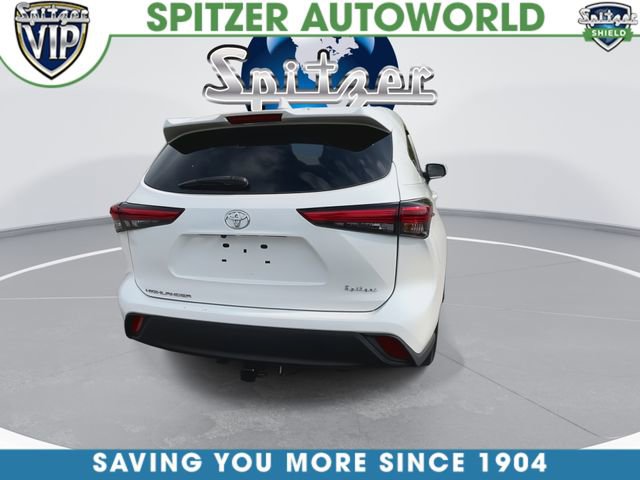 Used 2021 Toyota Highlander L FWD image 8