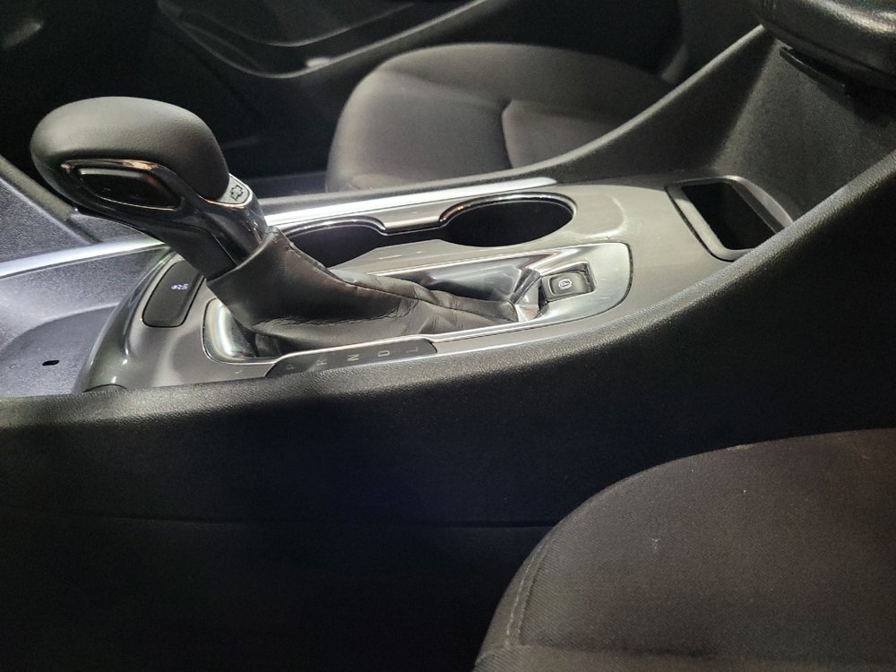 Used 2023 Chevrolet Malibu LT FWD image 26