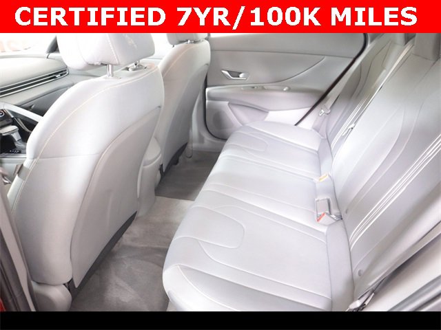 Used 2023 Hyundai Elantra SEL image 18