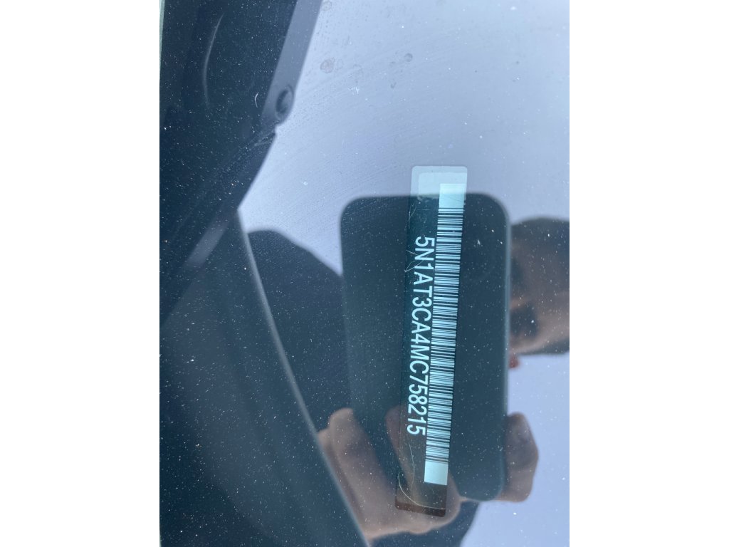 Used 2021 Nissan Rogue SL w/ Premium Package image 43