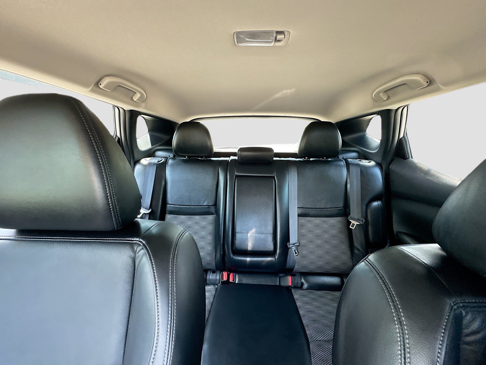 Used 2022 Nissan Rogue Sport SV w/ Technology Package FWD image 24