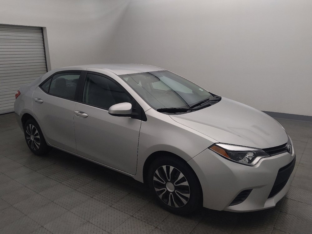 Used 2015 Toyota Corolla LE FWD image 11