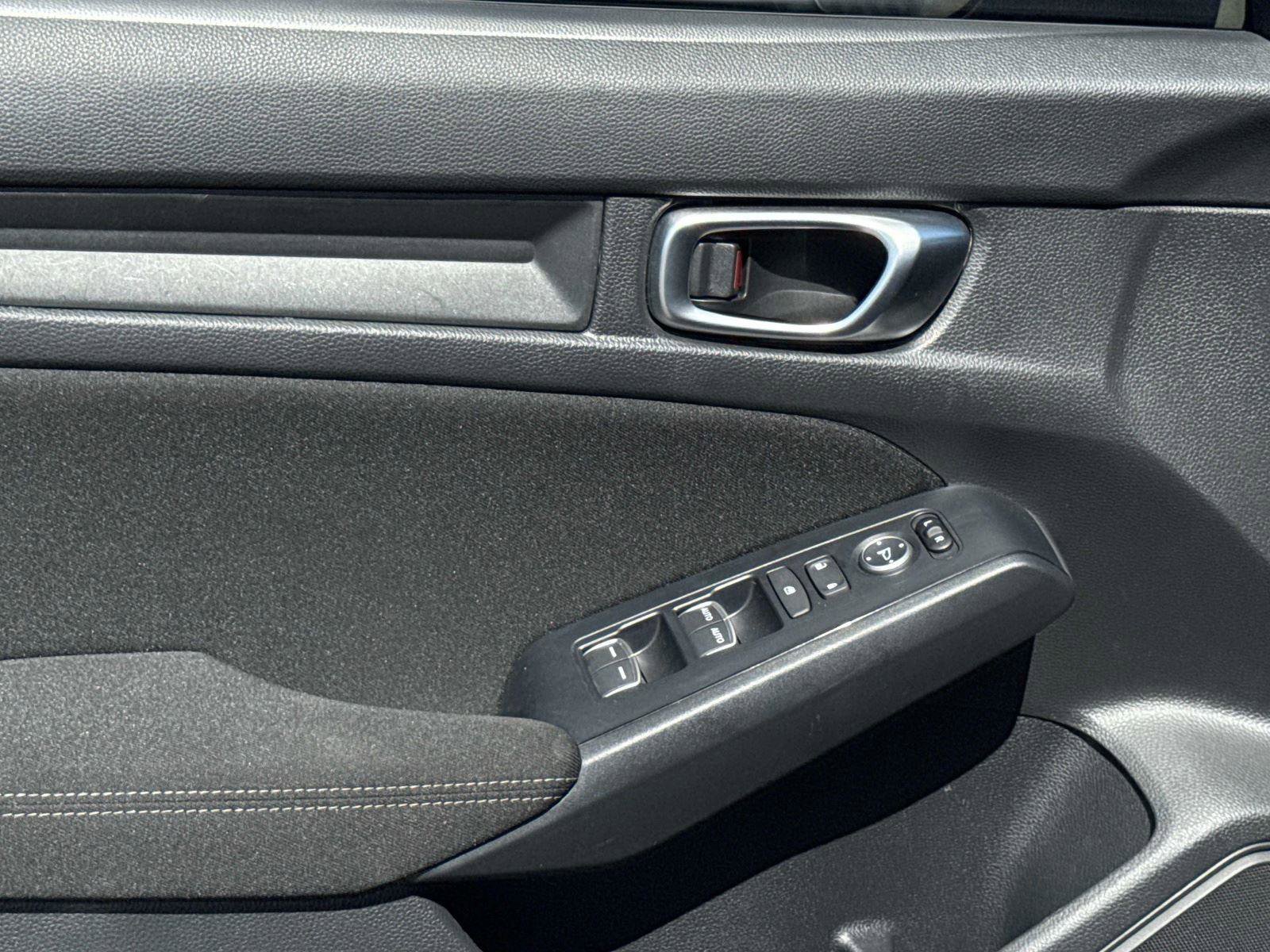 Certified 2023 Honda Civic LX image 16