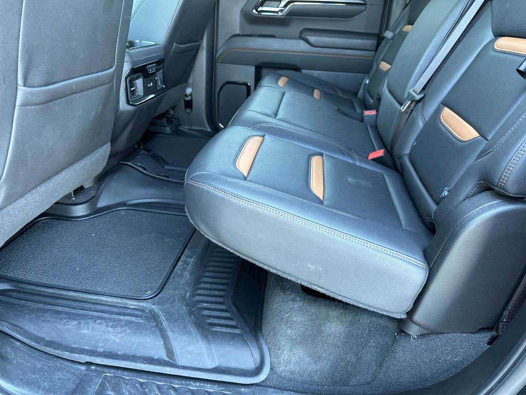Used 2024 GMC Sierra 1500 AT4 w/ Technology Package AWD/4WD image 31