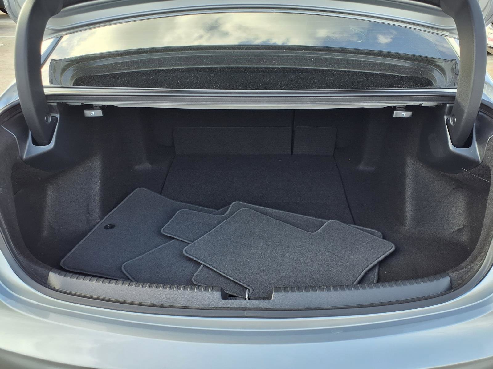 Used 2023 Acura TLX image 19