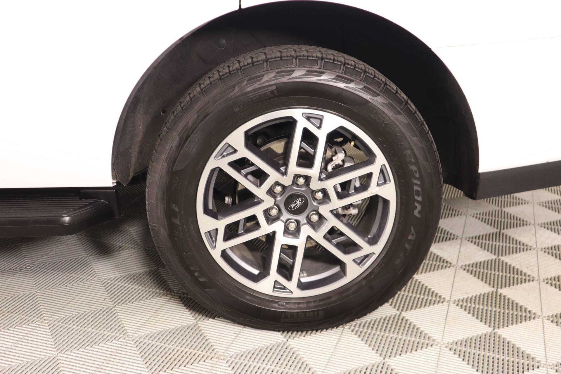 Used 2025 Ford Expedition Active image 20