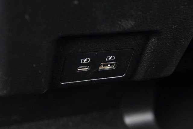 Used 2024 Mitsubishi Eclipse Cross SEL image 21