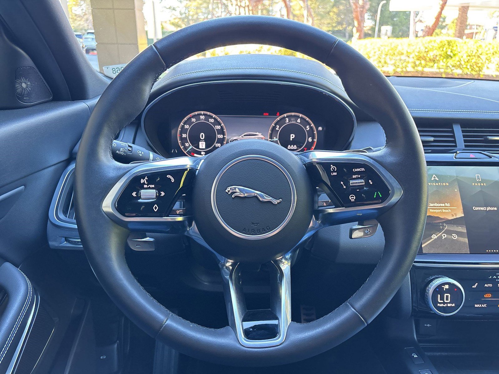 Used 2024 Jaguar E-PACE R-Dynamic SE image 16