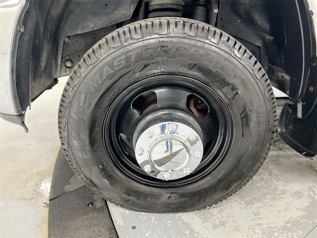 Used 2016 RAM 3500 Tradesman w/ Chrome Appearance Group image 24