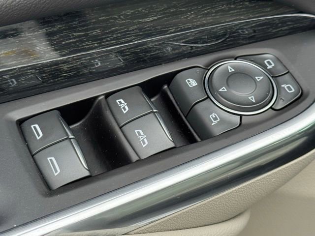 Certified 2021 Cadillac XT4 Premium Luxury w/ Driver Awareness Package image 17