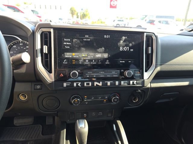 Used 2025 Nissan Frontier SV RWD image 17