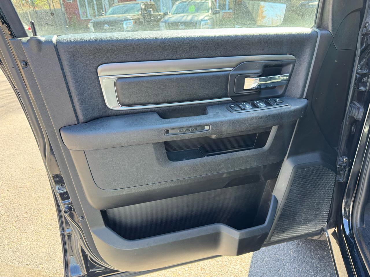 Used 2021 RAM 1500 Classic Warlock w/ Electronics Group AWD/4WD image 9
