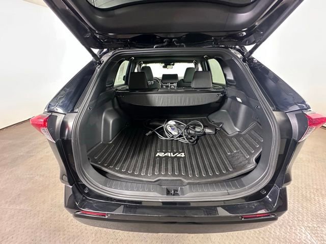 Used 2024 Toyota RAV4 SE w/ Weather & Moonroof Package AWD/4WD image 13