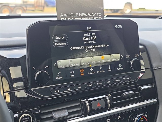 Certified 2023 Nissan Pathfinder SL w/ SL Premium Package image 16