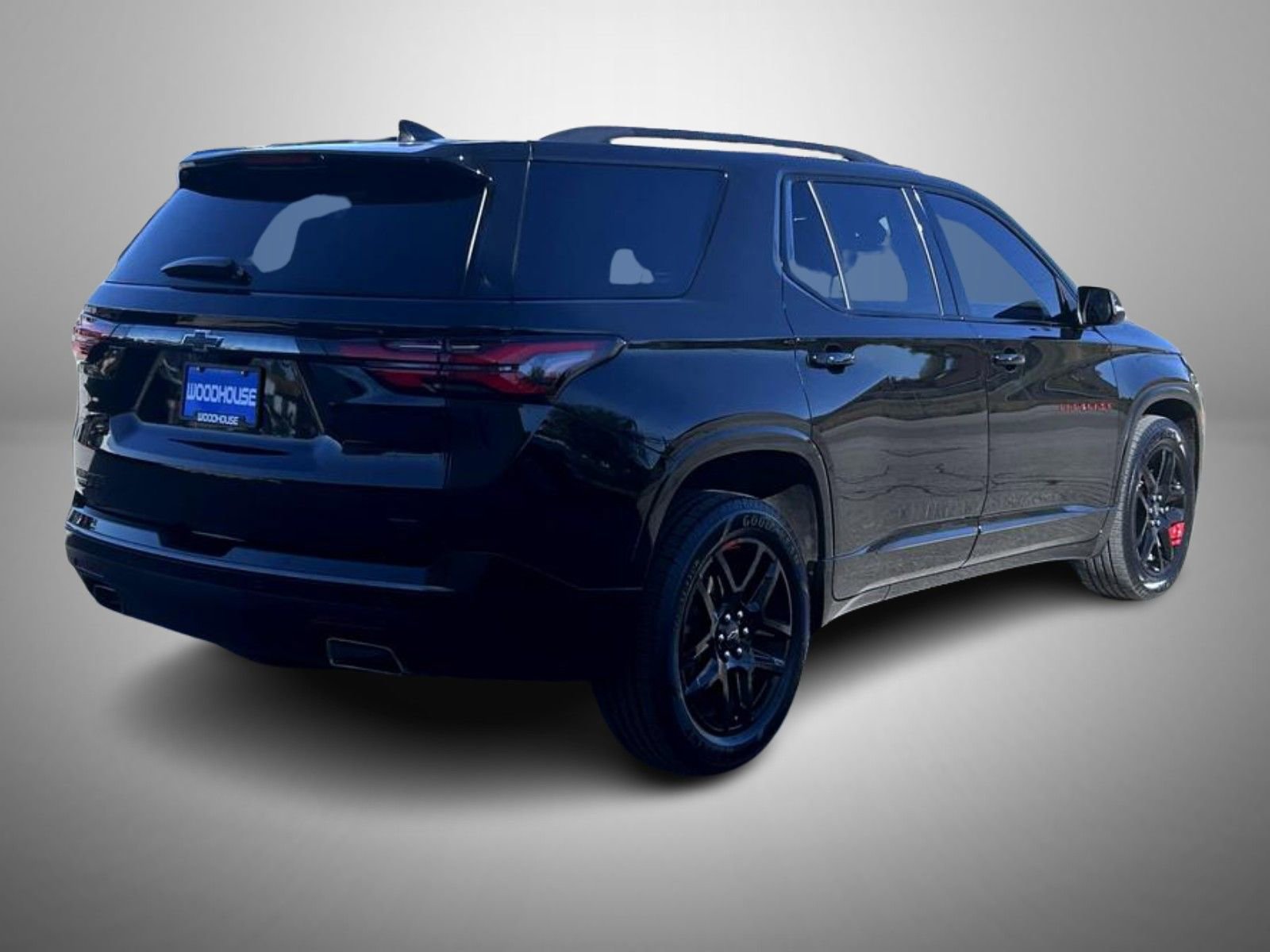 Certified 2023 Chevrolet Traverse Premier w/ Redline Edition image 5