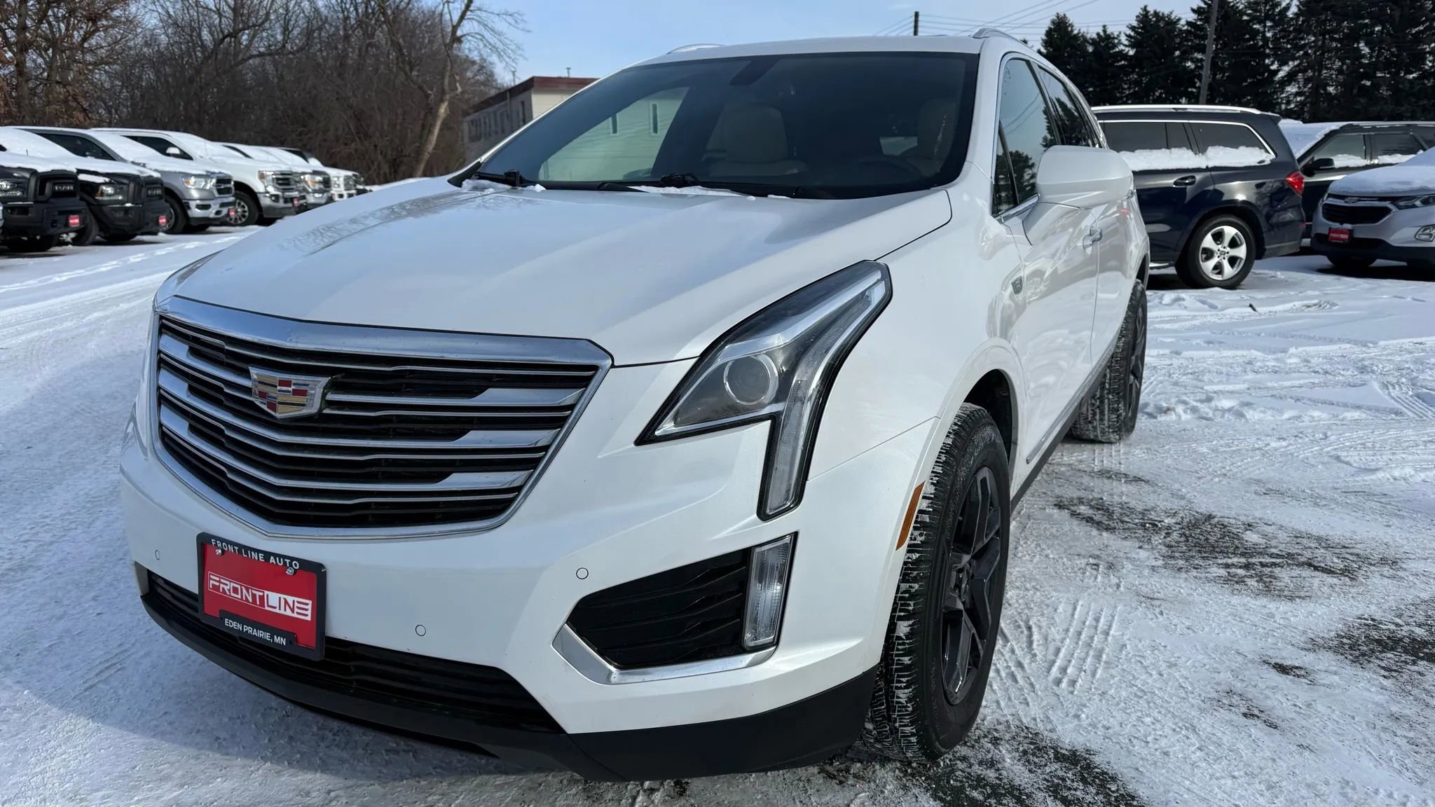 Used 2017 Cadillac XT5 Luxury image 16