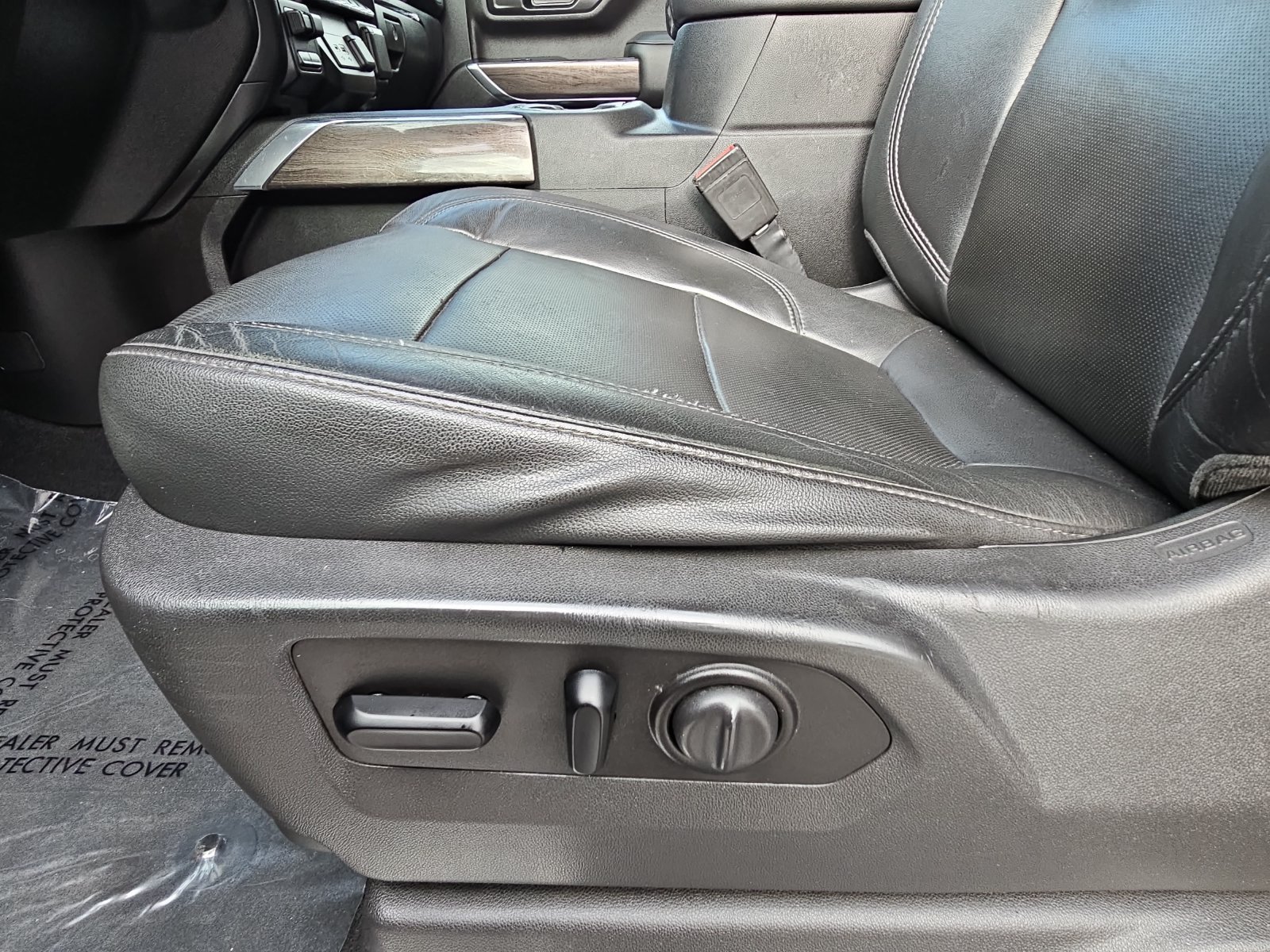 Used 2020 Chevrolet Silverado 2500 LTZ w/ LTZ Plus Package RWD image 27