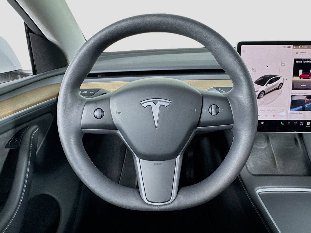 Used 2023 Tesla Model Y Long Range AWD/4WD image 16