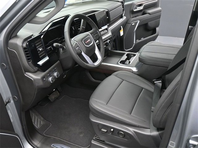 New 2025 GMC Sierra 2500 SLT w/ SLT Premium Package image 9