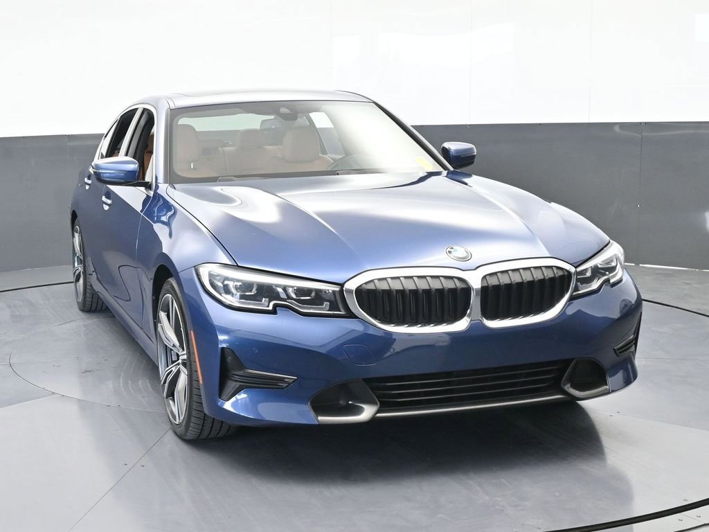 Used 2021 BMW 330i Sedan w/ Premium Package image 9