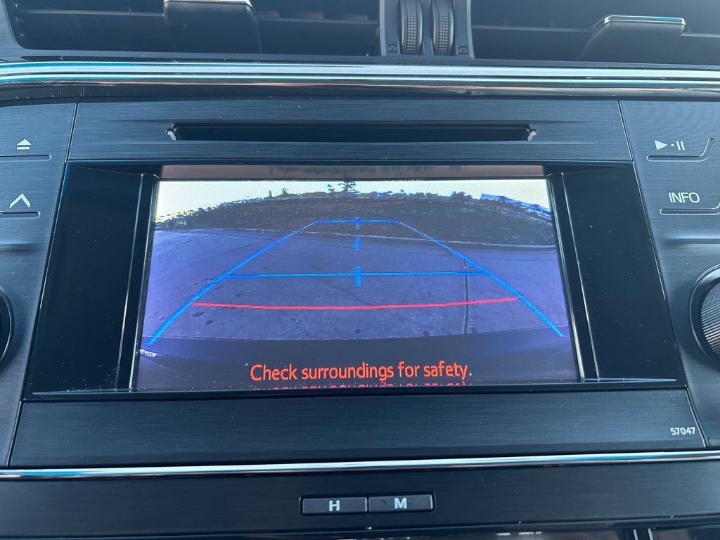 Used 2014 Toyota Avalon XLE FWD image 16