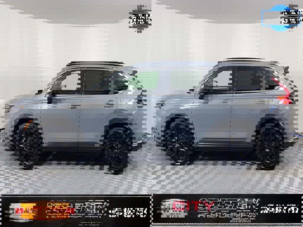 Used 2025 Honda CR-V Sport Touring image 4