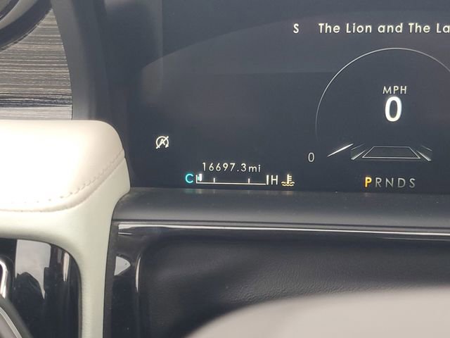 Used 2023 Lincoln Nautilus Black Label w/ Class II Trailer Tow Package image 21