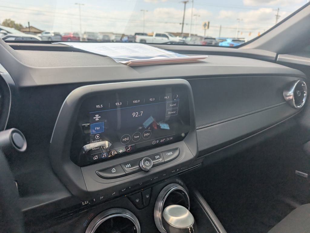 Used 2022 Chevrolet Camaro LT w/ RS Package image 17