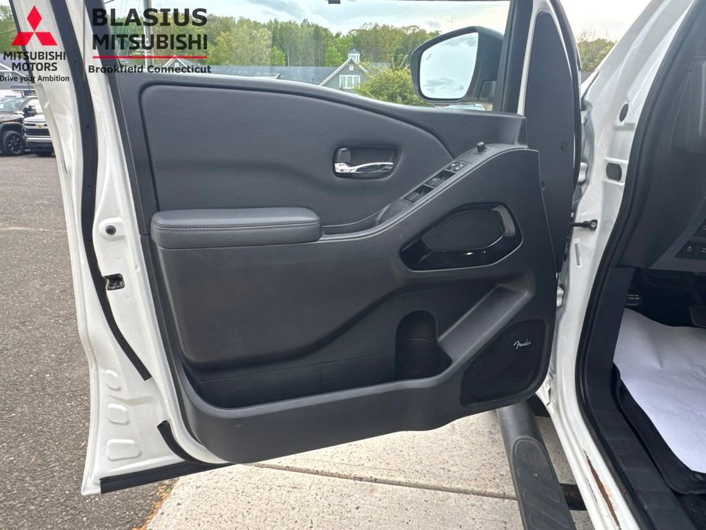 Used 2022 Nissan Frontier PRO-4X AWD/4WD image 22
