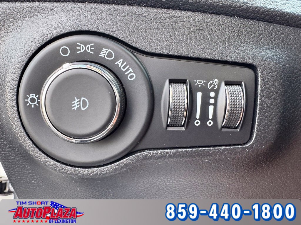 Used 2021 Jeep Compass Latitude FWD image 31