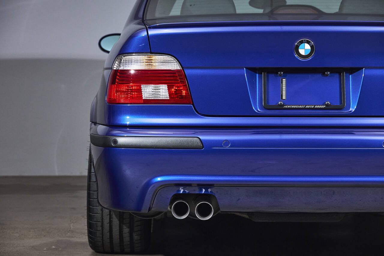 Used 2002 BMW M5 RWD image 15