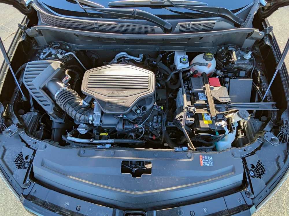 Used 2024 Cadillac XT6 Sport w/ Technology Package AWD/4WD image 27