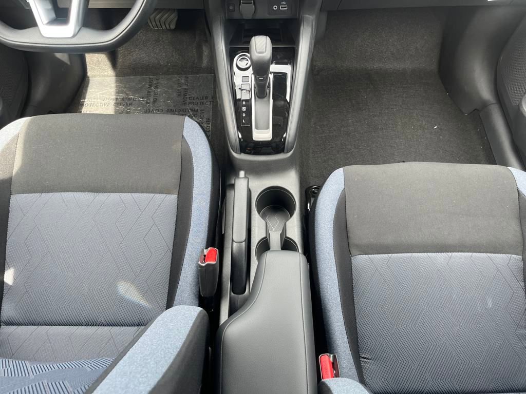 New 2025 Nissan Versa SV w/ Trunk Package image 28