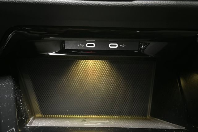 Used 2023 Volkswagen GTI 40th Anniversary Edition FWD image 35
