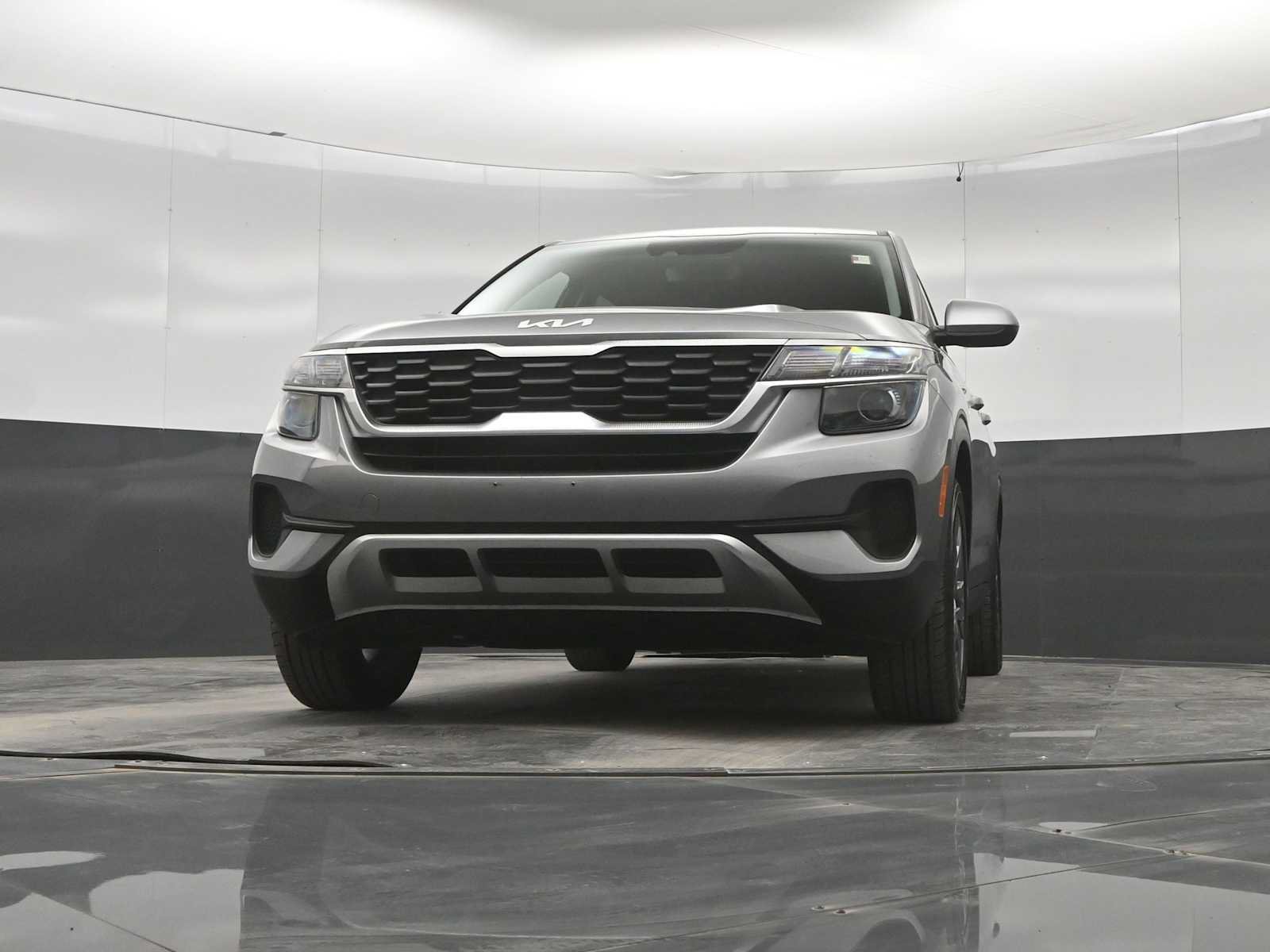 Used 2022 Kia Seltos LX AWD/4WD image 35