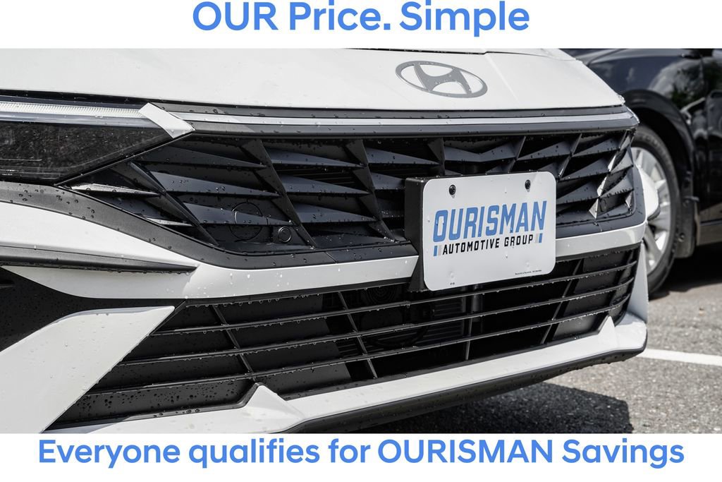 New 2025 Hyundai Elantra SEL image 11