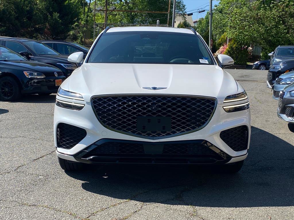 Used 2022 Genesis GV70 3.5T Sport w/ Sport Prestige Package AWD/4WD image 5