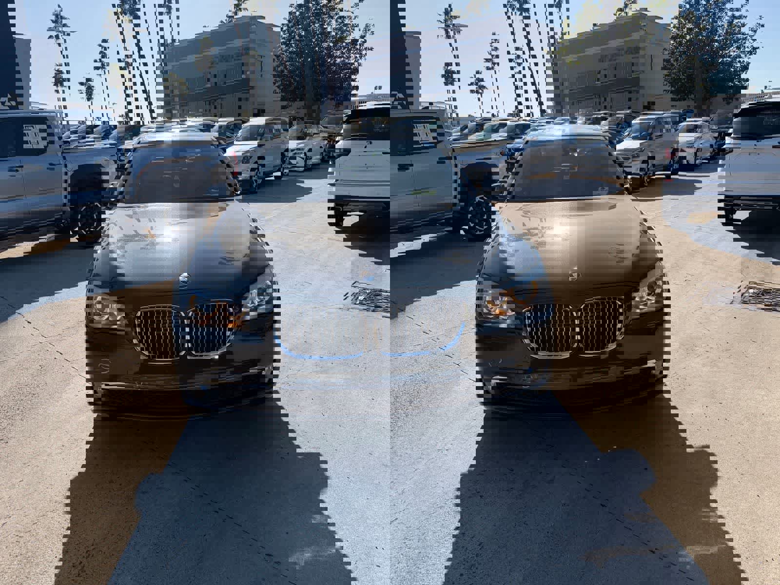 Used 2012 BMW 750Li image 8