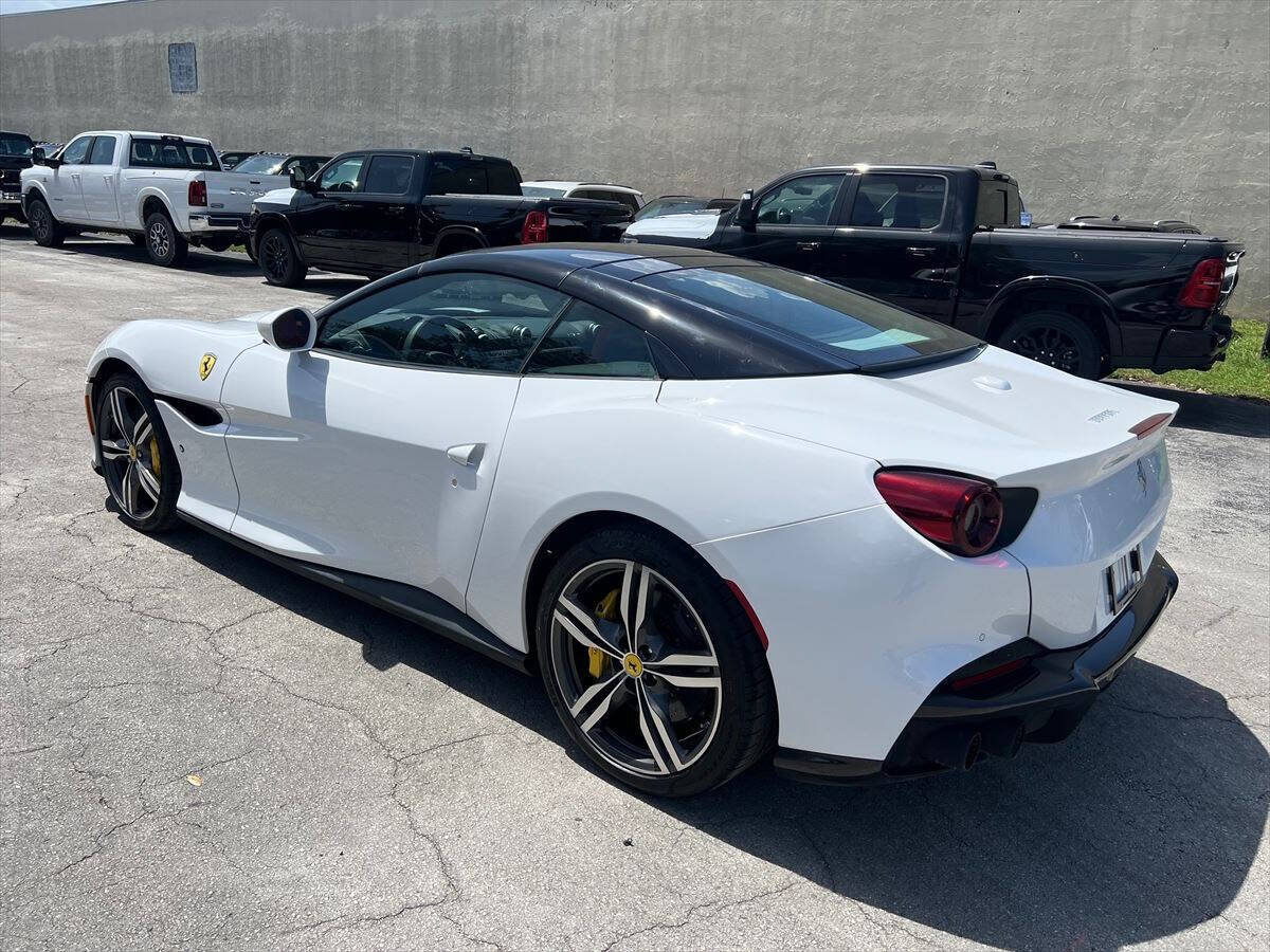 Used 2023 Ferrari Portofino M RWD image 7