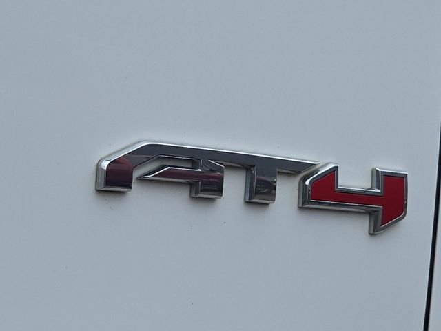 Used 2021 GMC Yukon XL AT4 w/ AT4 Premium Plus Package image 28