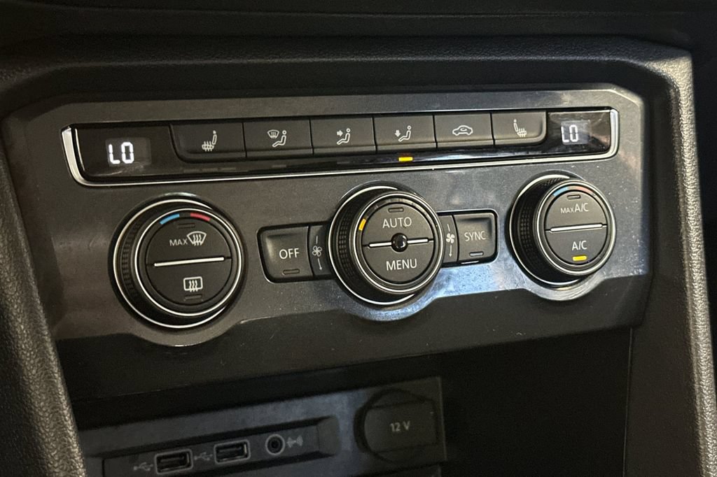Used 2019 Volkswagen Tiguan SE AWD/4WD image 21