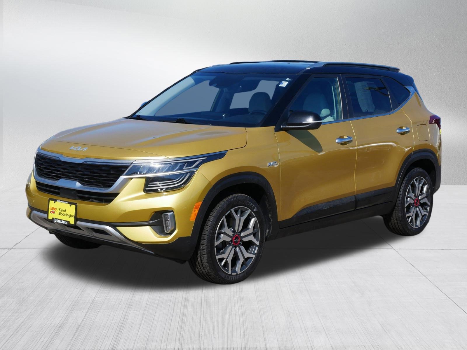 Certified 2022 Kia Seltos SX image 3