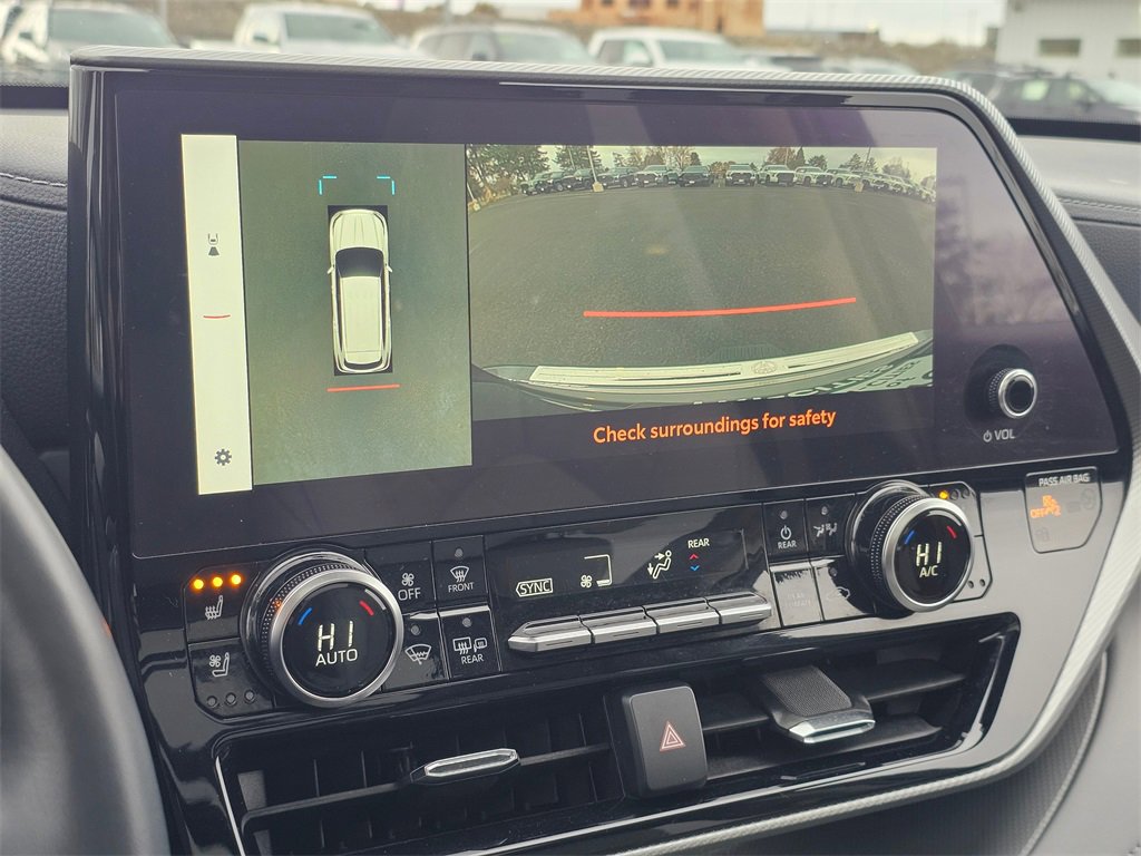 Used 2023 Toyota Highlander Platinum image 25