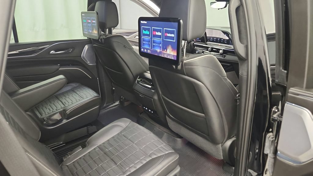 Used 2023 Cadillac Escalade V AWD/4WD image 25