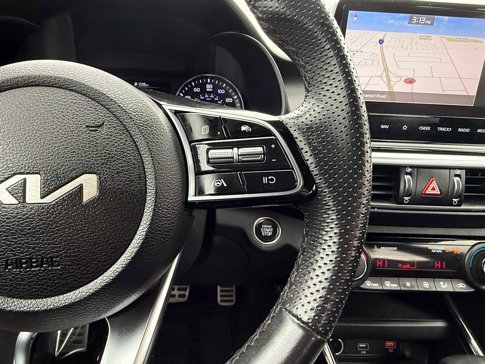 Used 2022 Kia Forte GT-Line image 19