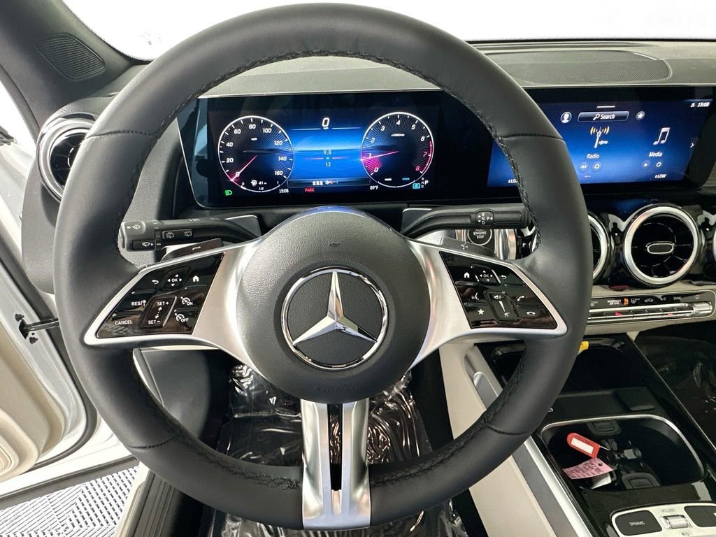 Certified 2026 Mercedes-Benz GLB 250 GLB 250 image 11