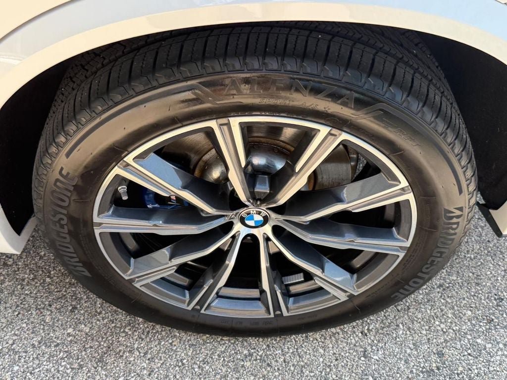 Used 2024 BMW X5 M60i AWD/4WD image 7
