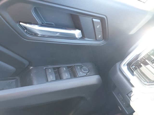 New 2026 GMC Canyon Elevation w/ Convenience Package image 17