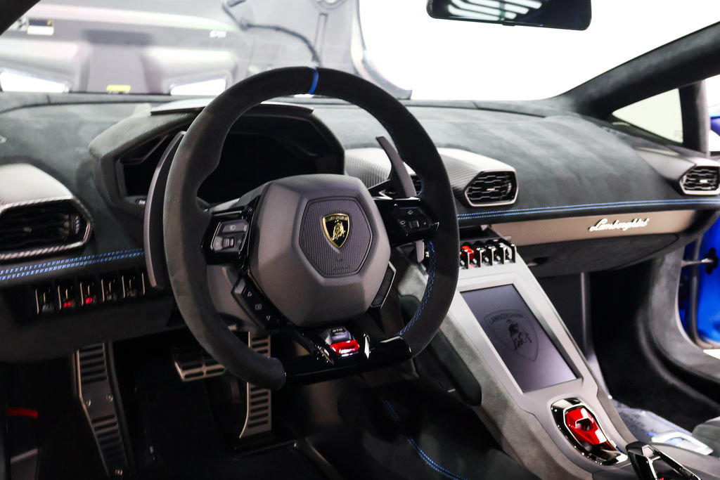 Used 2023 Lamborghini Huracan STO RWD image 50