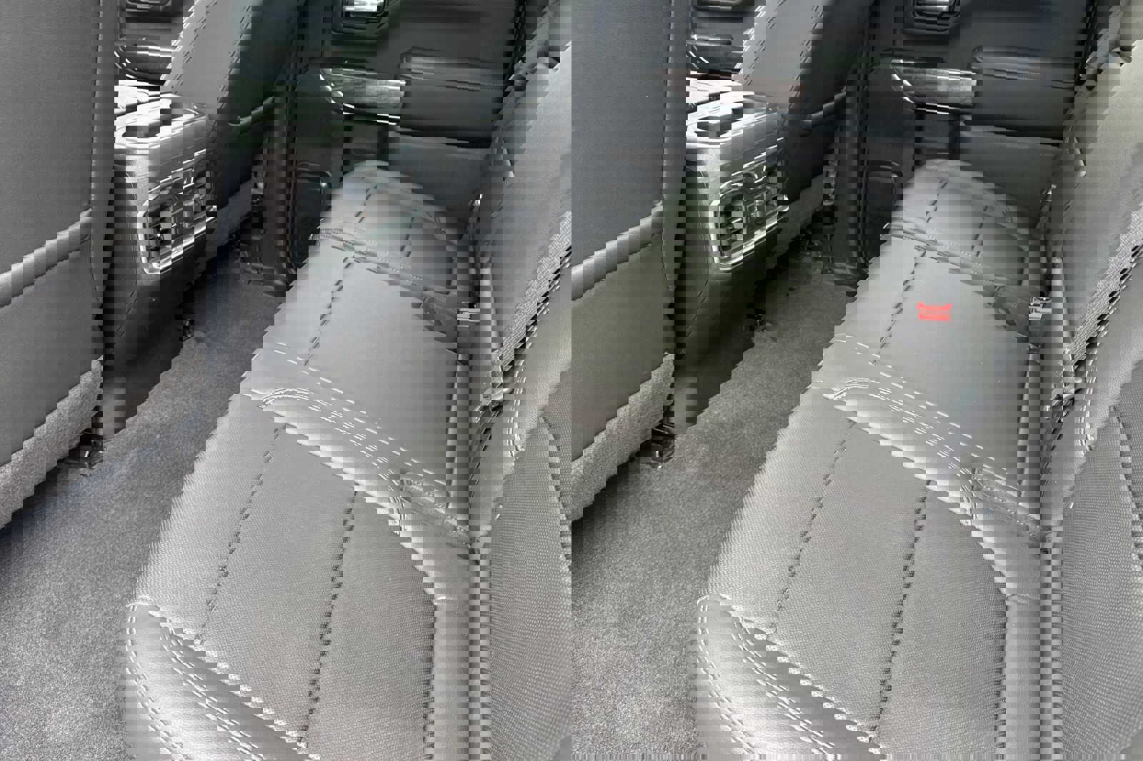 Used 2020 Chevrolet Silverado 2500 LTZ w/ LTZ Plus Package image 13